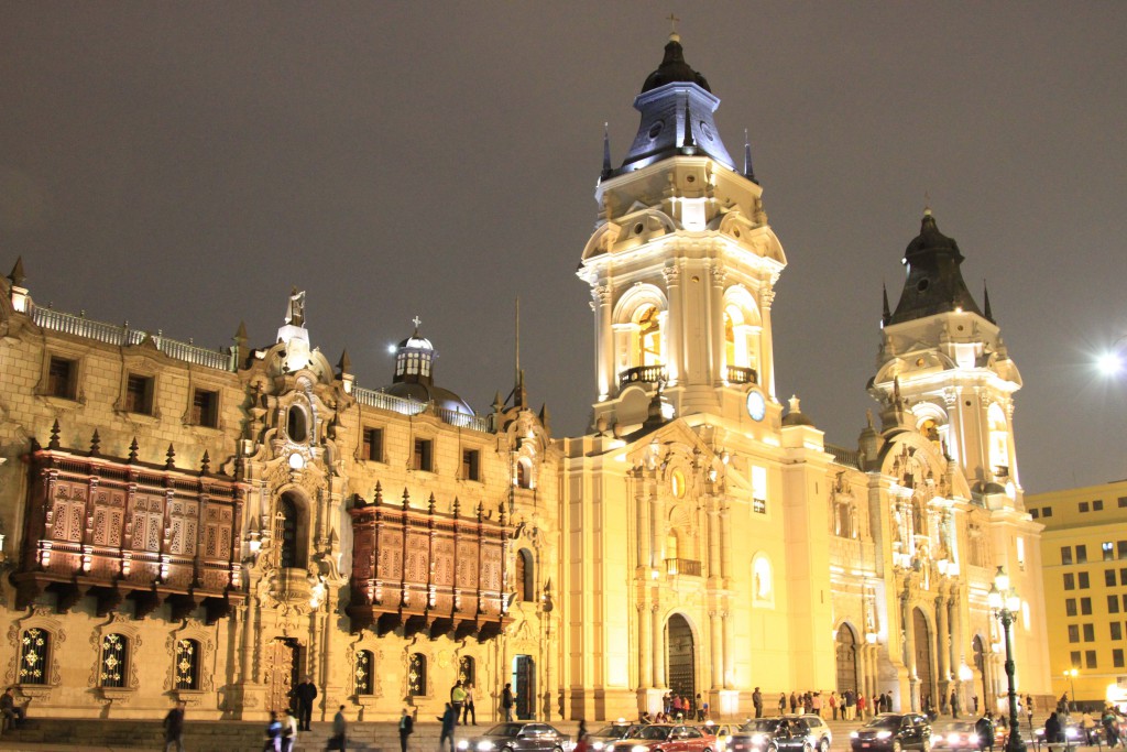 Lima-Peru-Down-Town-archbishops-palace